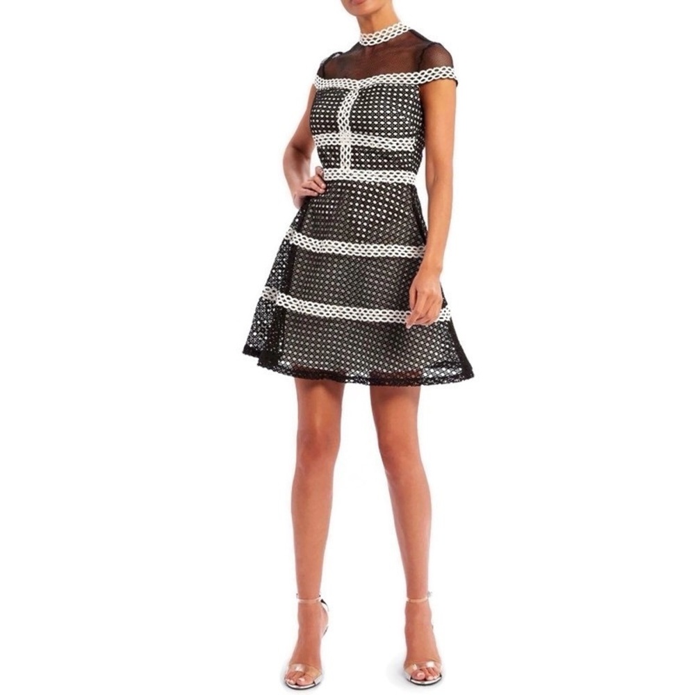 FOREVER UNIQUE Crochet Lace Dress Black White Size 8